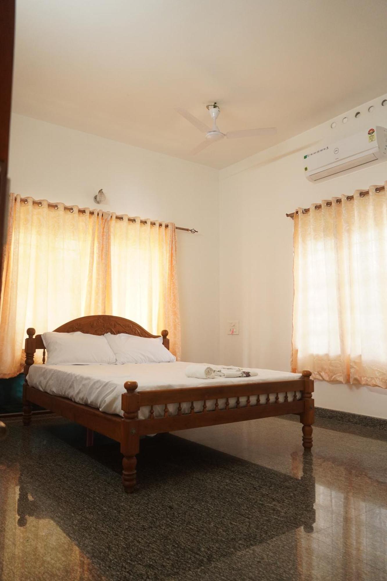 Joby Homestay Kadamakudy Kochi Exterior photo
