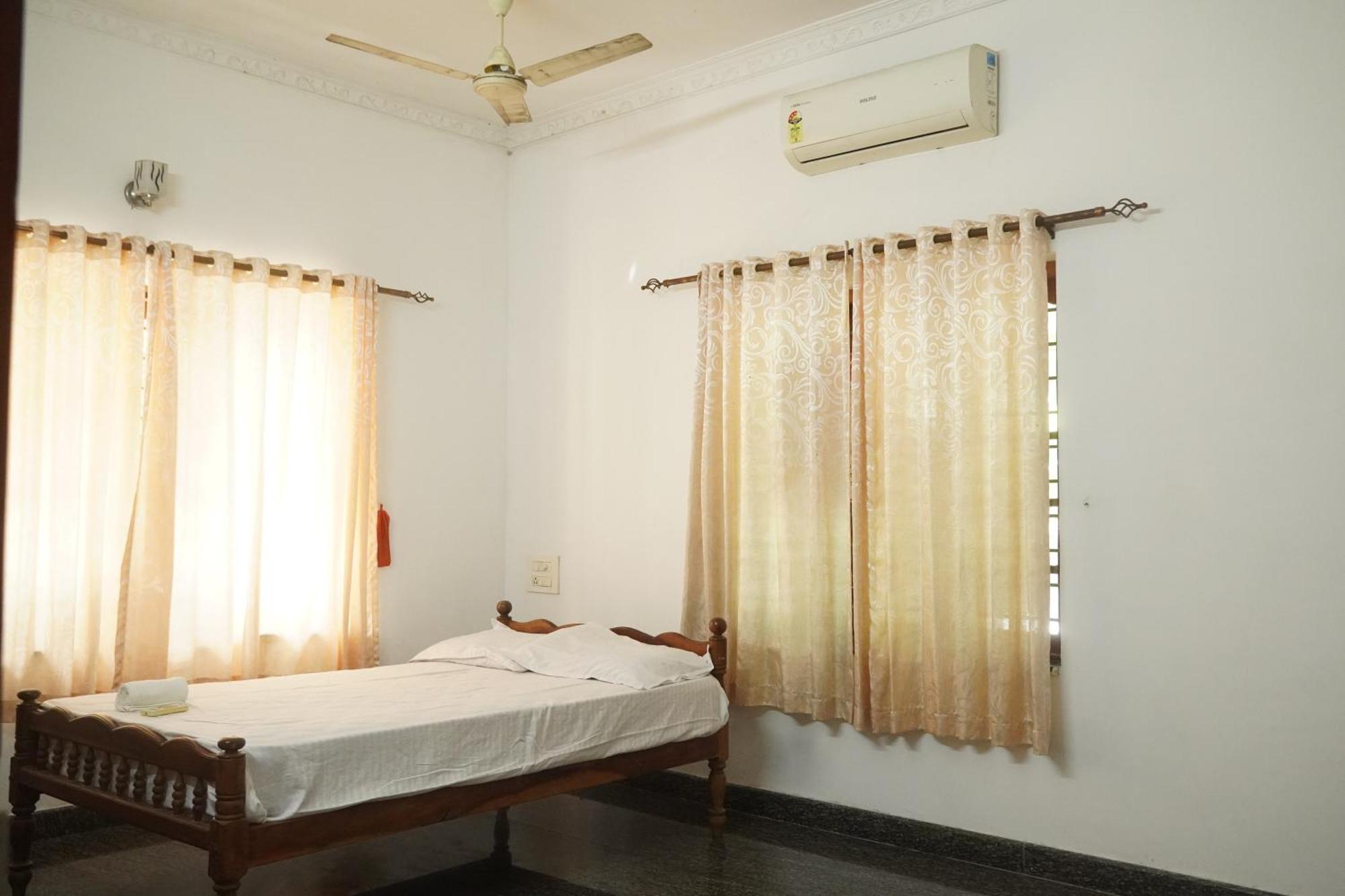 Joby Homestay Kadamakudy Kochi Exterior photo